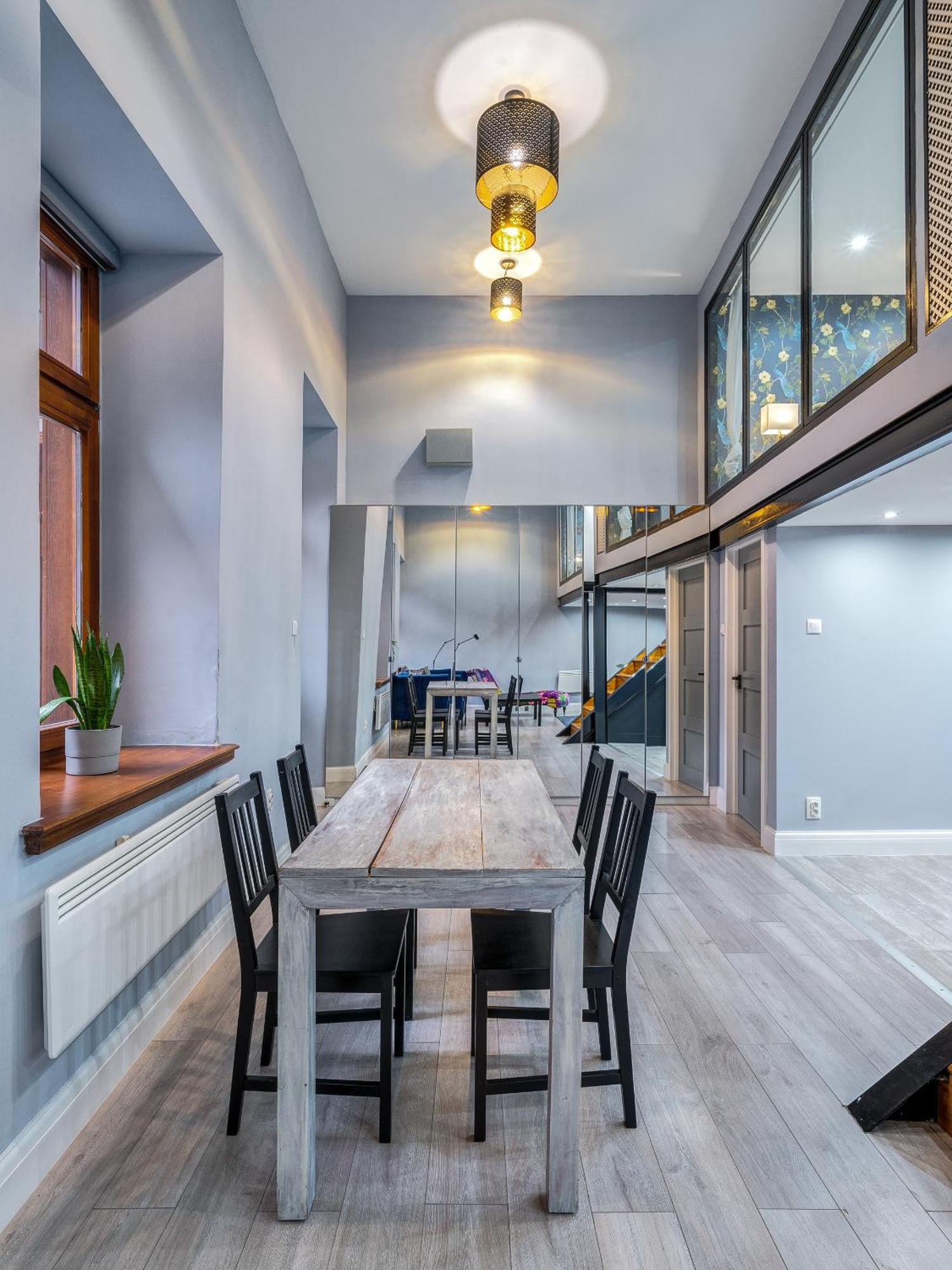 Apartment Azure Oasis In The Heart Of The Budapest
