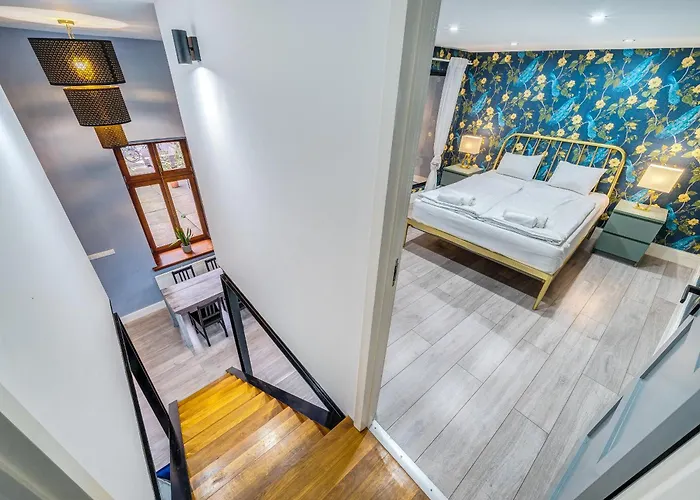 Azure Oasis In The Heart Of The City